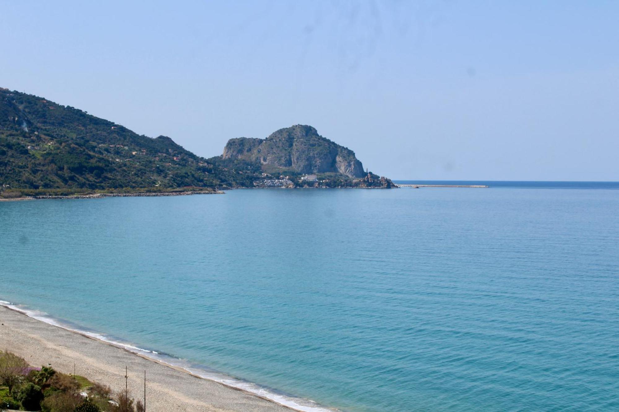 Yoursea Home Sant'Ambrogio  Bagian luar foto