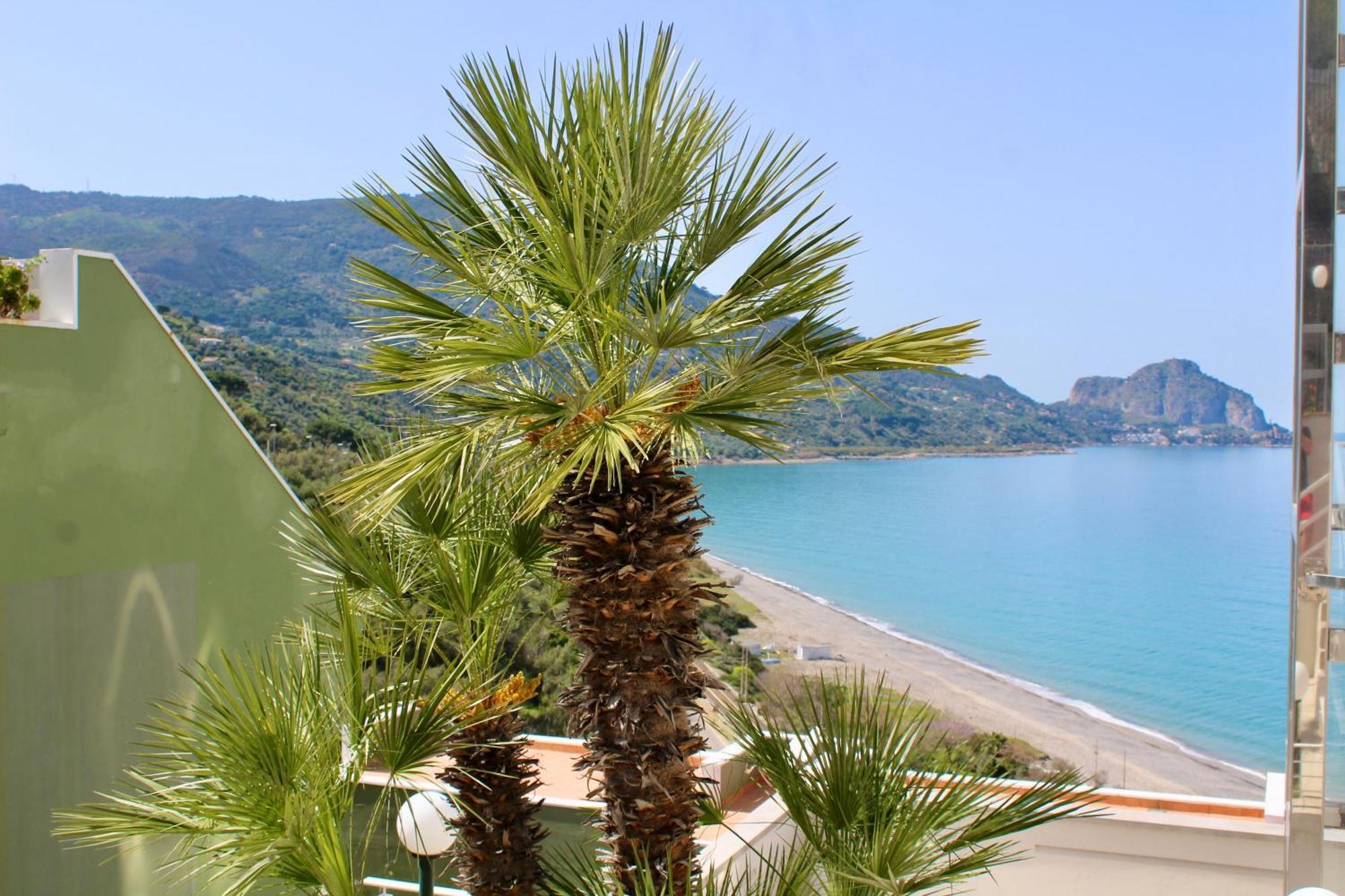 Yoursea Home Sant'Ambrogio  Bagian luar foto