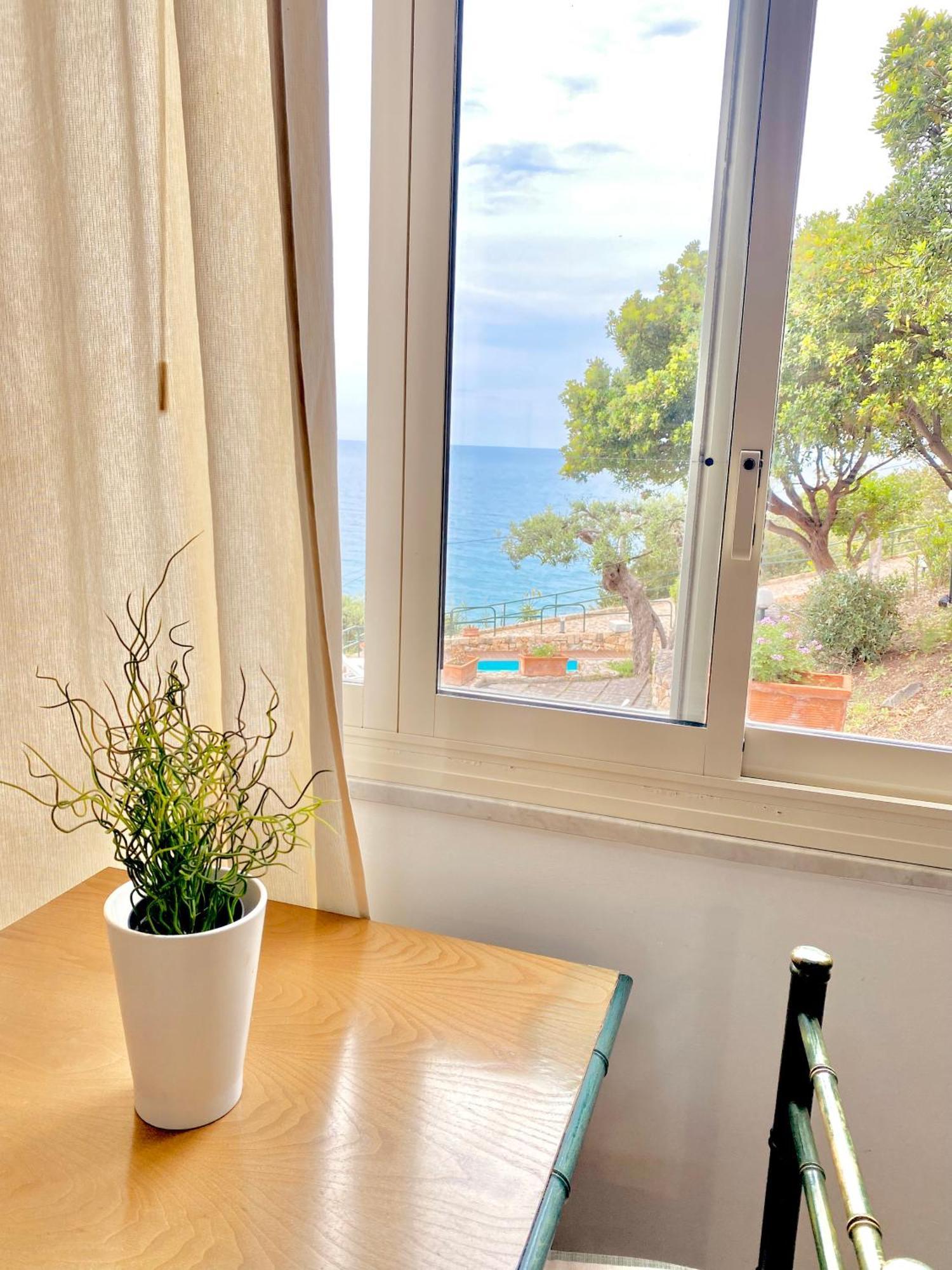 Yoursea Home Sant'Ambrogio  Bagian luar foto