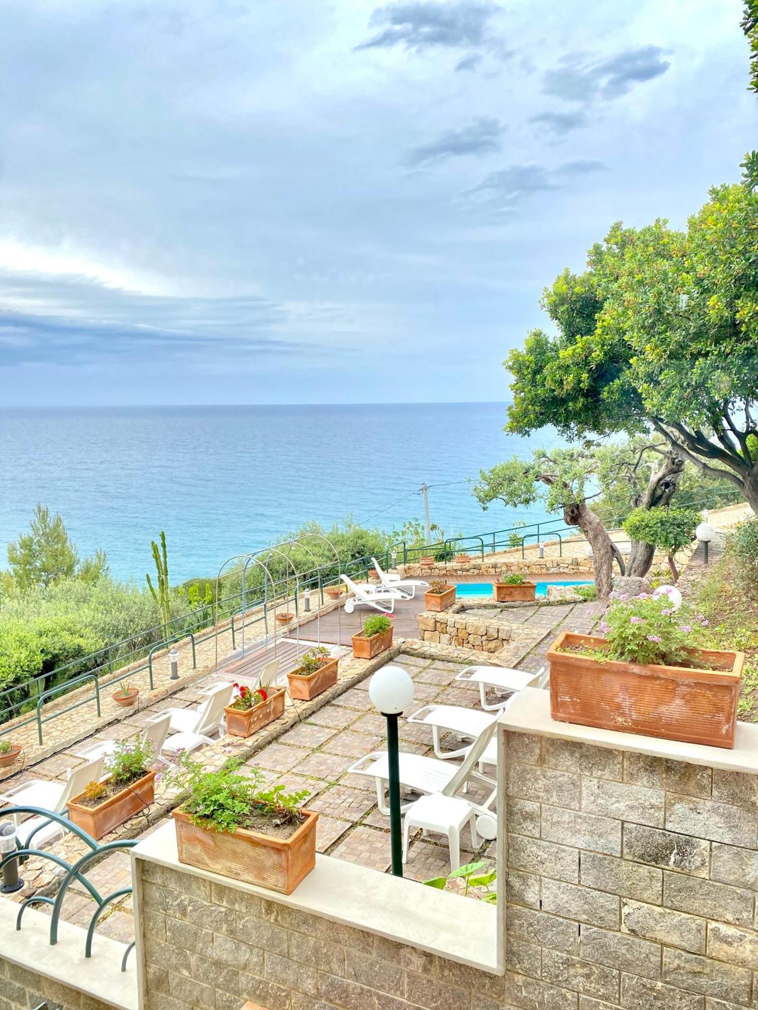 Yoursea Home Sant'Ambrogio  Bagian luar foto